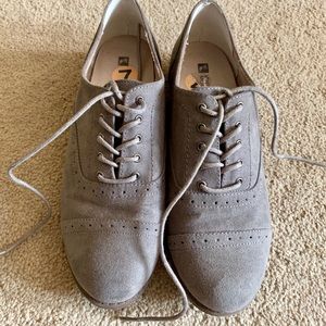 White Mountain grey suede Oxford shoes